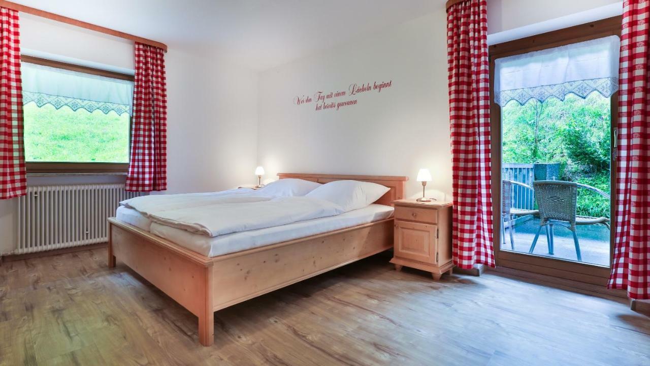 Ferienhaus Wiesenlehen 比绍夫斯维森 外观 照片
